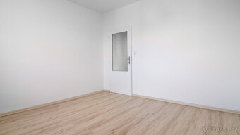 Prodej bytu 3+1 72 m² Na Jihu, Jičín - Nové Město - 9