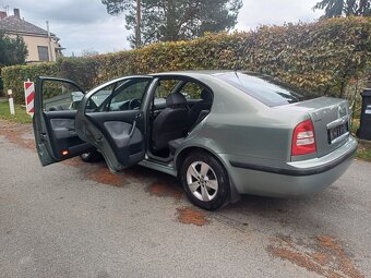 Benzínová Škoda Octavia 1.6.. klima - 9