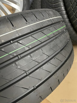 R.V 2025 NOVÁ ORIGINÁL LETNÍ SADA ŠKODA SUPERB 3,4 235/40/19 - 9
