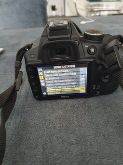 Digitální fotoaparát Nikon D3200 plus objektiv Tamron - 9