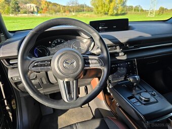 Mazda MX-30 max výbava - 9