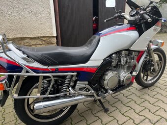Yamaha XJ 750 - 9