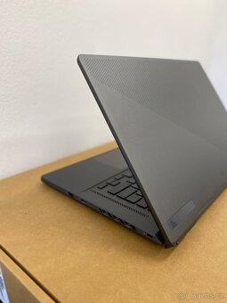 Notebook ASUS ROG Zephyrus G16 - WQXGA 165Hz/i7/16GB/512GB - 9