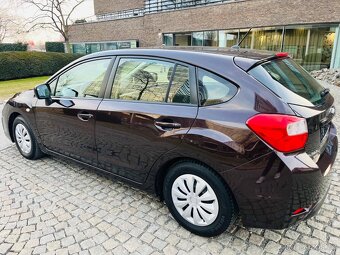 Subaru Impreza 1.6i BENZÍN 4x4 MANUÁL SERVISKA - 9