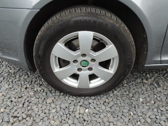 Škoda Octavia 2.0TDi,103kw,12/2011,AMB,ČR,2maj.TOPSTAV - 9