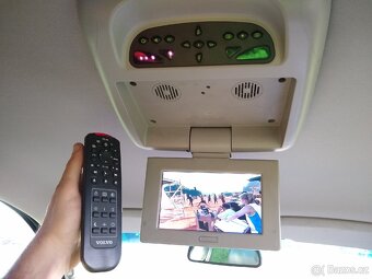 Volvo XC90 D5 manuál 7 míst - 9