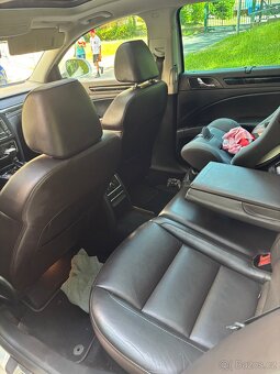 Prodám Škoda Superb 2 scout 2.0TDI 125kw dsg - 9