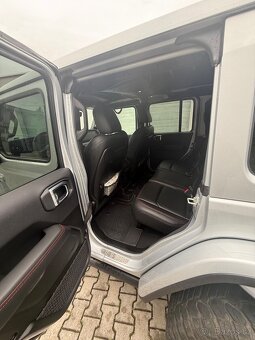 Jeep Wrangler Recon Package 3.6 v6 - 9