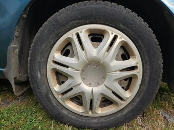 Mazda 626 85kW 2L 2002 - 9