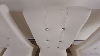 skleněný stul ze židlemi - 9