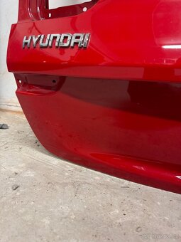 Hyundai i30 2017-, zadní 5. (páté) dveře - 9