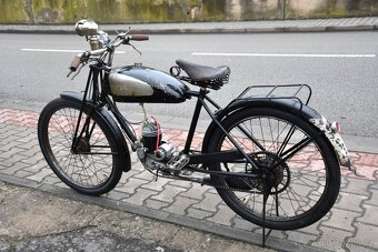 Předválečné motokolo Armor Paris - 9