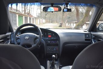 Hyundai Elantra, 1.6i, r.v. 2007 - 9