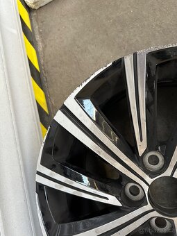 Levé přední světlo+disk Toyota Corolla E21 - 9