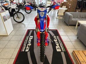 Beta RR 2T 300 Enduro Racing MY25 - 9