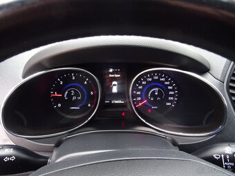 Hyundai grand Santa fe 2.2CRDi,145kW,NovéČR,S.kn - 9