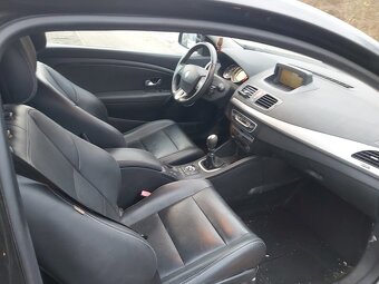 Renault Megane 2.0i T 132KW - 9