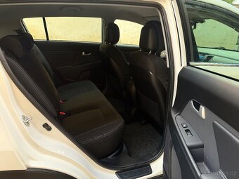 Kia Sportage Lift 2.0CRDi 100kw Exclusive 4x4 Navi Keyless - 9