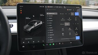Tesla Model Y, 255kW 1.maj 37tkm ZÁRUKA - 9