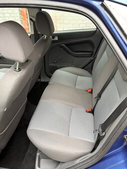 Ford Focus MK2 1.6 74kw - 9