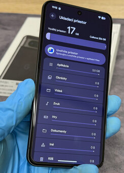 Google Pixel 8 8GB/256GB Black - 9