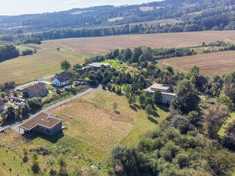 Prodej stavebního pozemku 2014 m² Horní Poříčí - 9