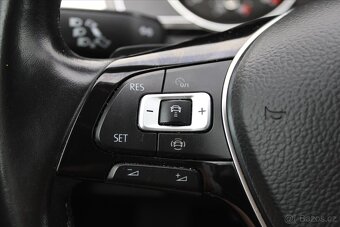 Volkswagen Passat 2.0 TDI 140kW DSG 4MOTION (2019) - 9