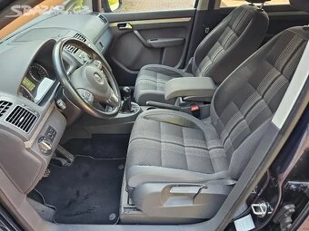 VW Touran 2.0TDI 103W,1.Majitel,7.Míst,Xenon,Tažné,Match. - 9