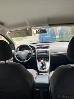 Fiat Croma 1.9JTD - 9
