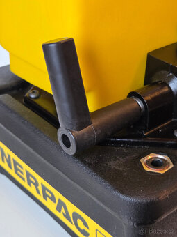 Enerpac PUJ-1200E – elektrické hydraulické čerpadlo NOVE - 9