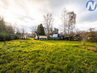 Zahrada s chatou s možností stavby, Strunkovice nad Blanicí - 9