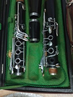 Prodám B Klarinet Amati - 9