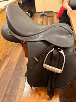 Věci na koně - 9