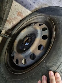 Disky s pneu Hyundai 185/65 R15 92T, rozteč 5x114,3 - 9