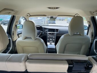 Volvo V60 D4 2015 140kW nez. topení, kamera, navigace,... - 9