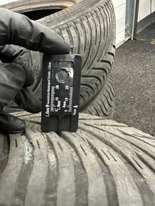 Zimní pneu 215/60 R16 Kleber - 9