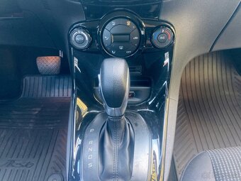 Ford Fiesta, 1,0 EcoBoost, automat,digi klima,tažné,nová STK - 9