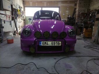 Prodám VW BROUK 1.6 1303 Nová STK - 9