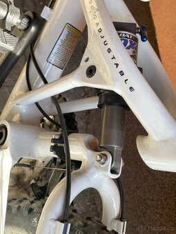 Horské kolo cannondale kekyll 700 - 9