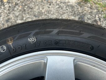 Alu kola R14 5x100 VW,Škoda + letní pneu 165/65/14 - 9