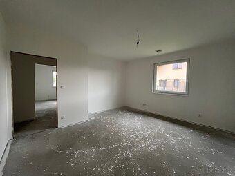 Prodej rodinného domu 107 m², pozemek 940 m², Sibřina - 9