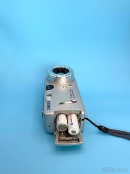 SONY Cyber-shot DSC-P52 - 9