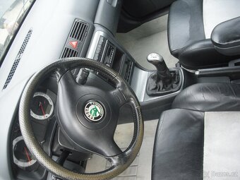 Skoda Octavia RS1 - 9