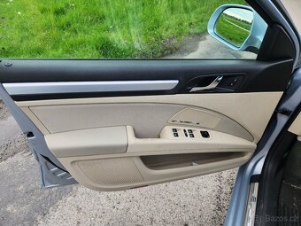 Škoda Superb II 2,0 TDi 140 PS Elegance 2010 Webasto, šíbr - 9