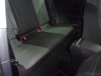 Volkswagen Golf VII 1,6 TDI - 9