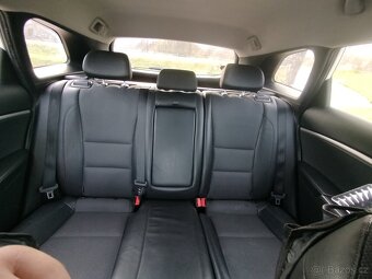 I30 1.6 CRDI - 9