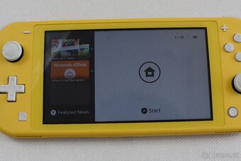 Nintendo Switch Lite Yellow (Záruka) Zánovní - 9