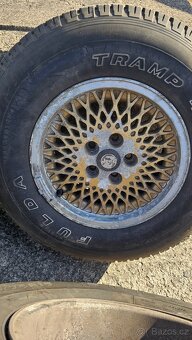 Jeep Cherokee. Prodam komplet zimni kola 225/70/15 - 9