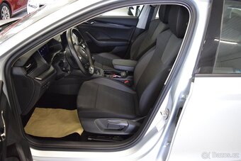 Škoda Octavia 2.0 TDI AMBITION LCD 93 000 km12/2020 - 9