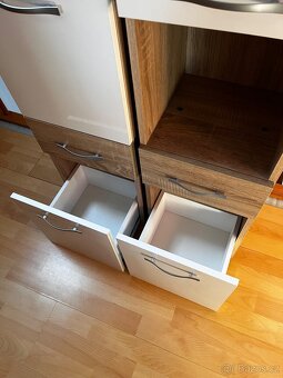 Koupelnové skříňky set - 9